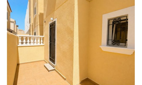 Revente - Town House -
Campoamor - Costa Blanca
