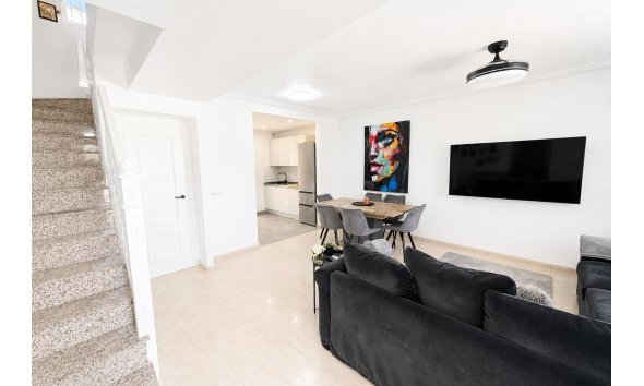 Revente - Town House -
Campoamor - Costa Blanca