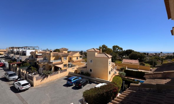 Revente - Town House -
Campoamor - Costa Blanca