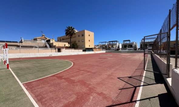 Revente - Town House -
Campoamor - Costa Blanca