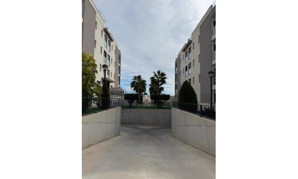 Revente - Apartment -
Villamartin - Costa Blanca
