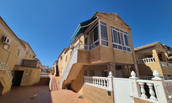 Resale - Bungalow -
Torrevieja - Costa Blanca