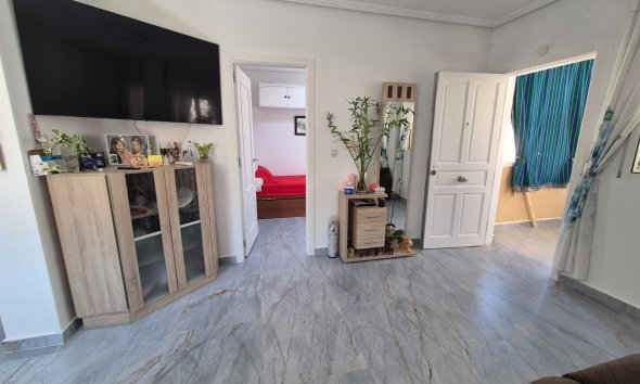 Resale - Bungalow -
Torrevieja - Costa Blanca