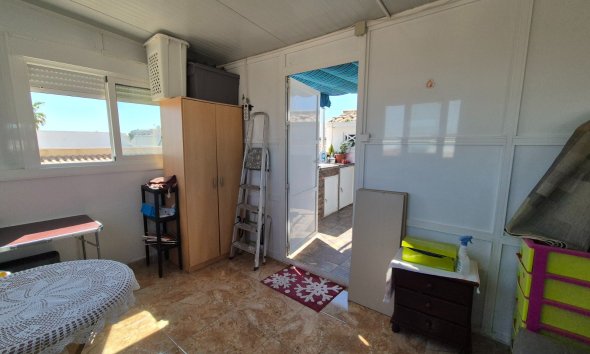 Resale - Bungalow -
Torrevieja - Costa Blanca
