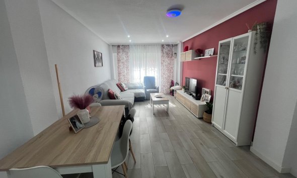 Resale - Apartment -
San Fulgencio - San Fulgencio Pueblo