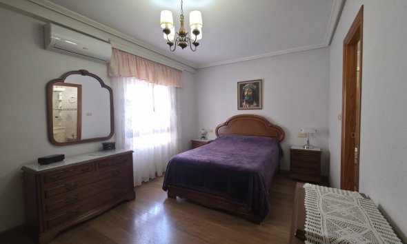 Revente - Apartment -
Torrevieja - Acequion