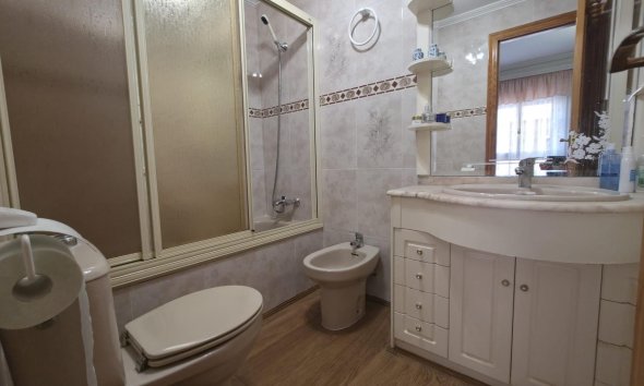 Revente - Apartment -
Torrevieja - Acequion