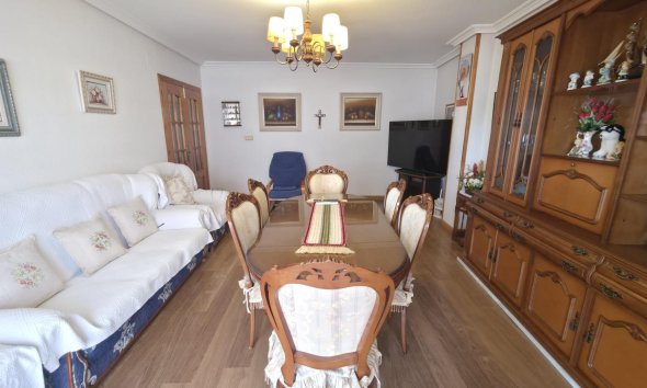 Revente - Apartment -
Torrevieja - Acequion