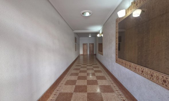 Revente - Apartment -
Torrevieja - Acequion