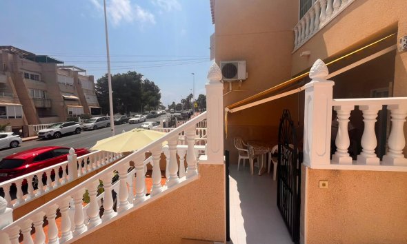 Reventa - Bungalow -
Torrevieja - Torrejón