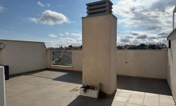 Revente - Apartment -
Villamartin - Costa Blanca