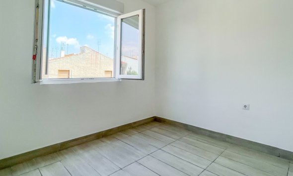 Revente - Apartment -
Torrevieja - Costa Blanca