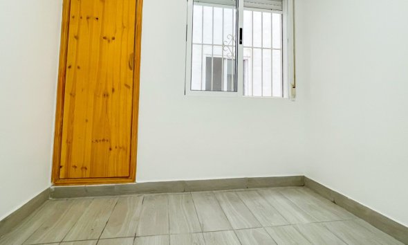 Revente - Apartment -
Torrevieja - Costa Blanca