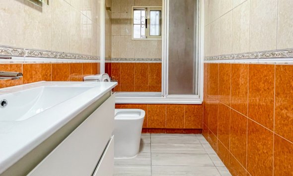 Revente - Apartment -
Torrevieja - Costa Blanca
