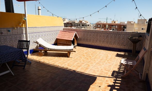 Revente - Attique -
Torrevieja - Costa Blanca