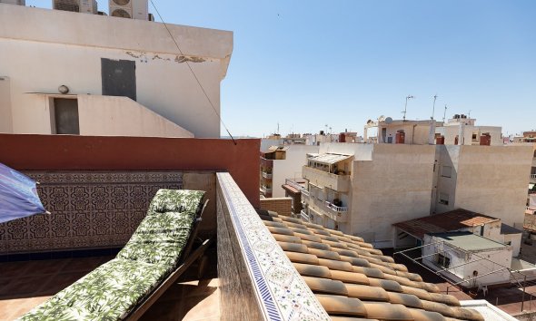 Revente - Attique -
Torrevieja - Costa Blanca