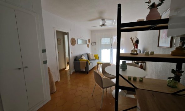 Revente - Apartment -
Cabo Roig