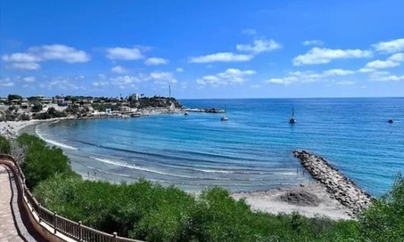 Revente - Apartment -
Cabo Roig