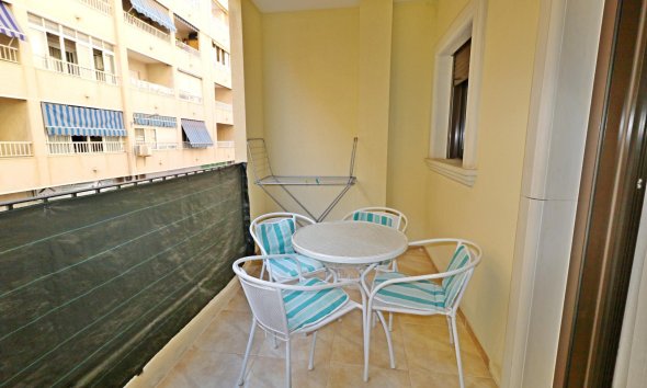 Revente - Apartment -
Torrevieja - Acequion
