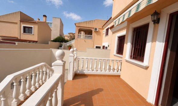 Revente - Villa -
Villamartin - Costa Blanca