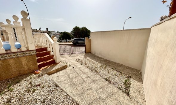 Revente - Villa -
Villamartin - Costa Blanca