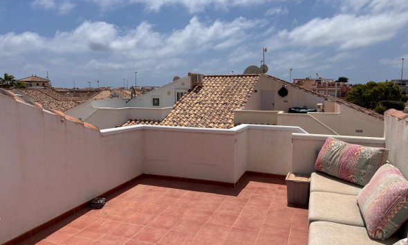 Revente - Semi Detached -
Lomas de Caboroig - Costa Blanca