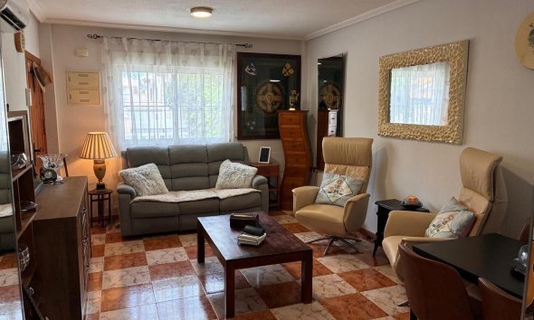 Revente - Semi Detached -
Lomas de Caboroig - Costa Blanca