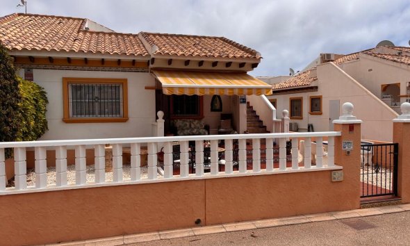 Revente - Semi Detached -
Lomas de Caboroig - Costa Blanca