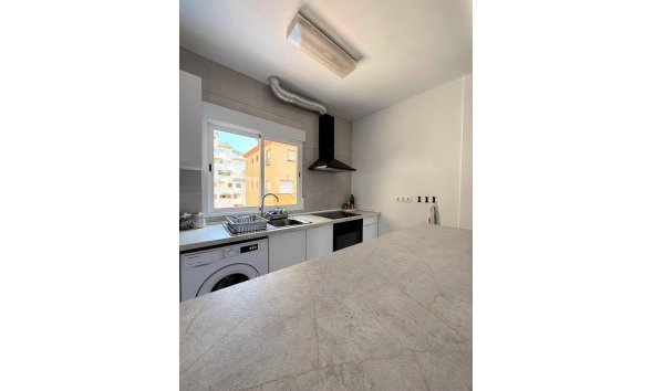 Revente - Duplex -
Torrevieja - Playa del Cura