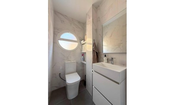 Revente - Duplex -
Torrevieja - Playa del Cura