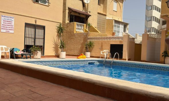 Revente - Duplex -
Torrevieja - Playa del Cura