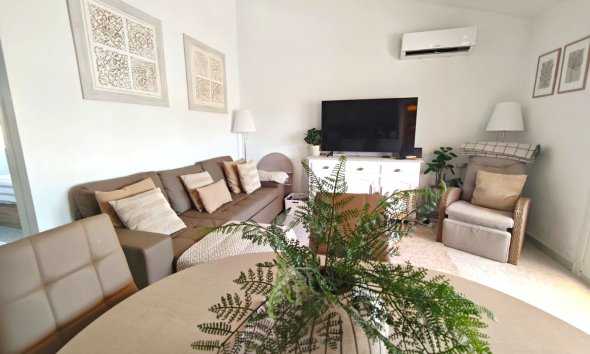 Revente - Attique -
Villamartin - Costa Blanca