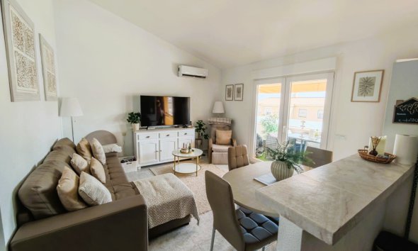 Revente - Attique -
Villamartin - Costa Blanca