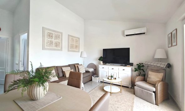 Revente - Attique -
Villamartin - Costa Blanca