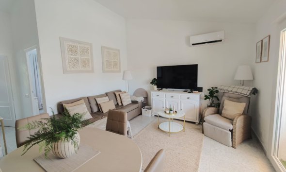 Revente - Attique -
Villamartin - Costa Blanca