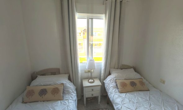 Revente - Attique -
Villamartin - Costa Blanca