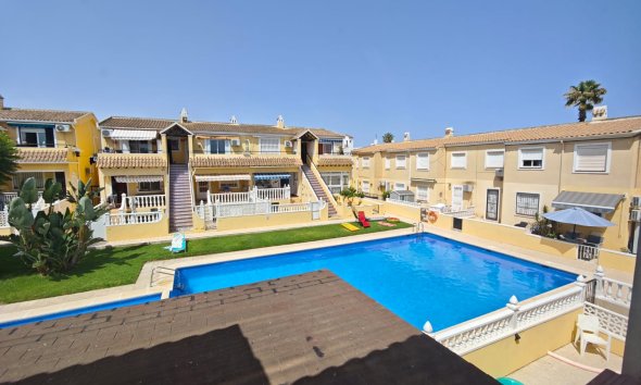 Revente - Attique -
Villamartin - Costa Blanca