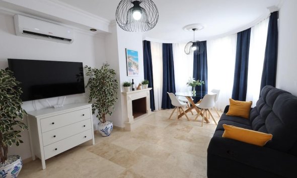 Revente - Villa -
Orihuela Costa - Costa Blanca