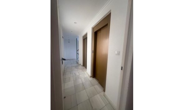 Revente - Apartment -
Torrevieja - Costa Blanca