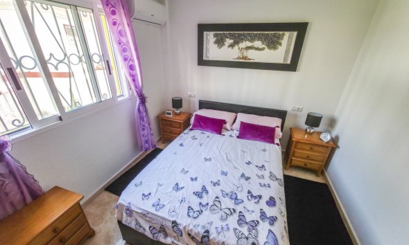 Revente - Apartment -
Villamartin - Costa Blanca