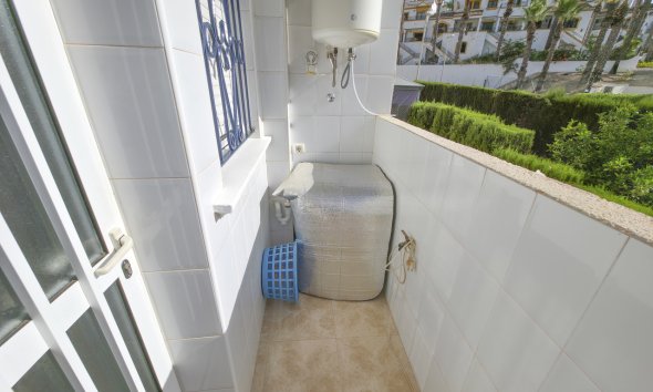 Revente - Apartment -
Villamartin - Costa Blanca