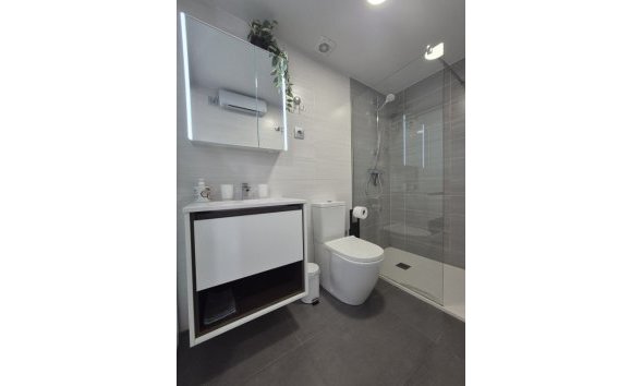 Revente - Bungalow -
Vistabella Golf Entre Naranjos - Inland