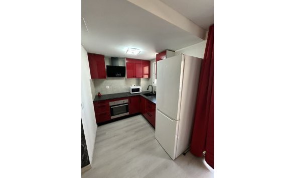 Revente - Apartment -
Torrevieja - Centro