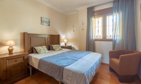 Revente - Apartment -
Torrevieja - Acequion