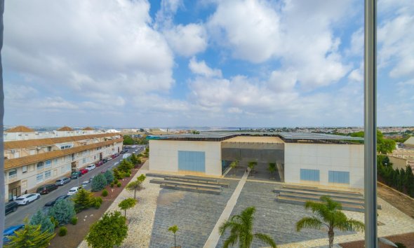 Revente - Apartment -
Torrevieja - Acequion