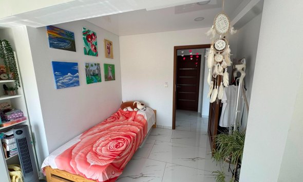 Revente - Apartment -
Torrevieja - Zona Los Frutales
