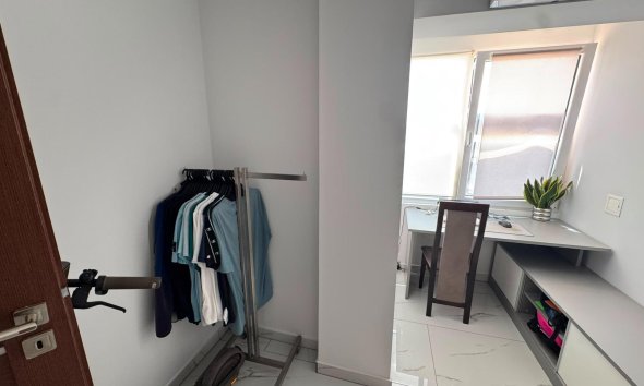 Revente - Apartment -
Torrevieja - Zona Los Frutales
