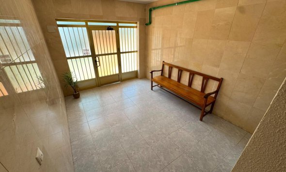 Revente - Apartment -
Torrevieja - Zona Los Frutales
