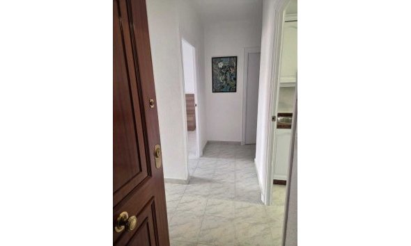 Revente - Apartment -
Torrevieja - Habaneras