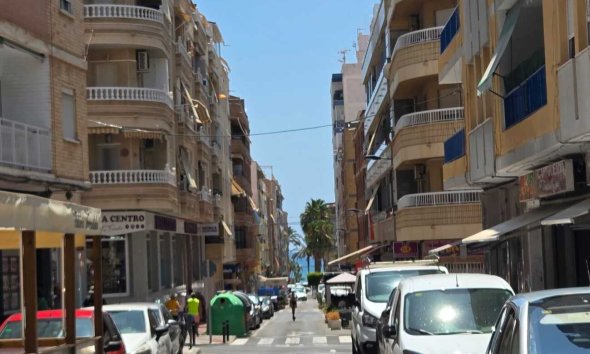 Revente - Apartment -
Torrevieja - Habaneras